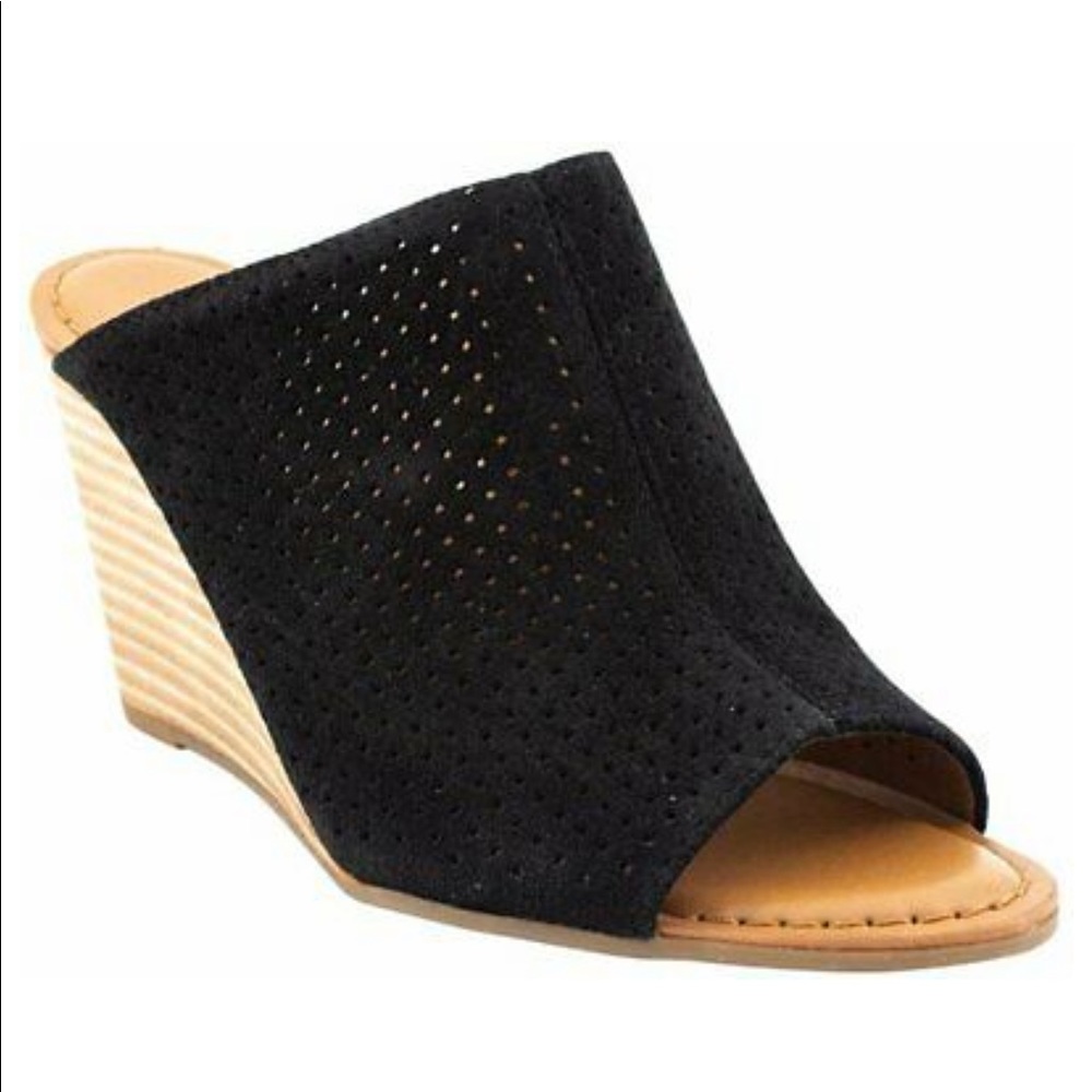 Franco Sarto wedge heels